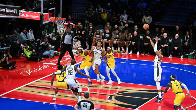  Dec 7, 2023; Las Vegas, Nevada, USA; Milwaukee Bucks forward Giannis Antetokounmpo (34) shoots a free-throw against the Indiana Pacers